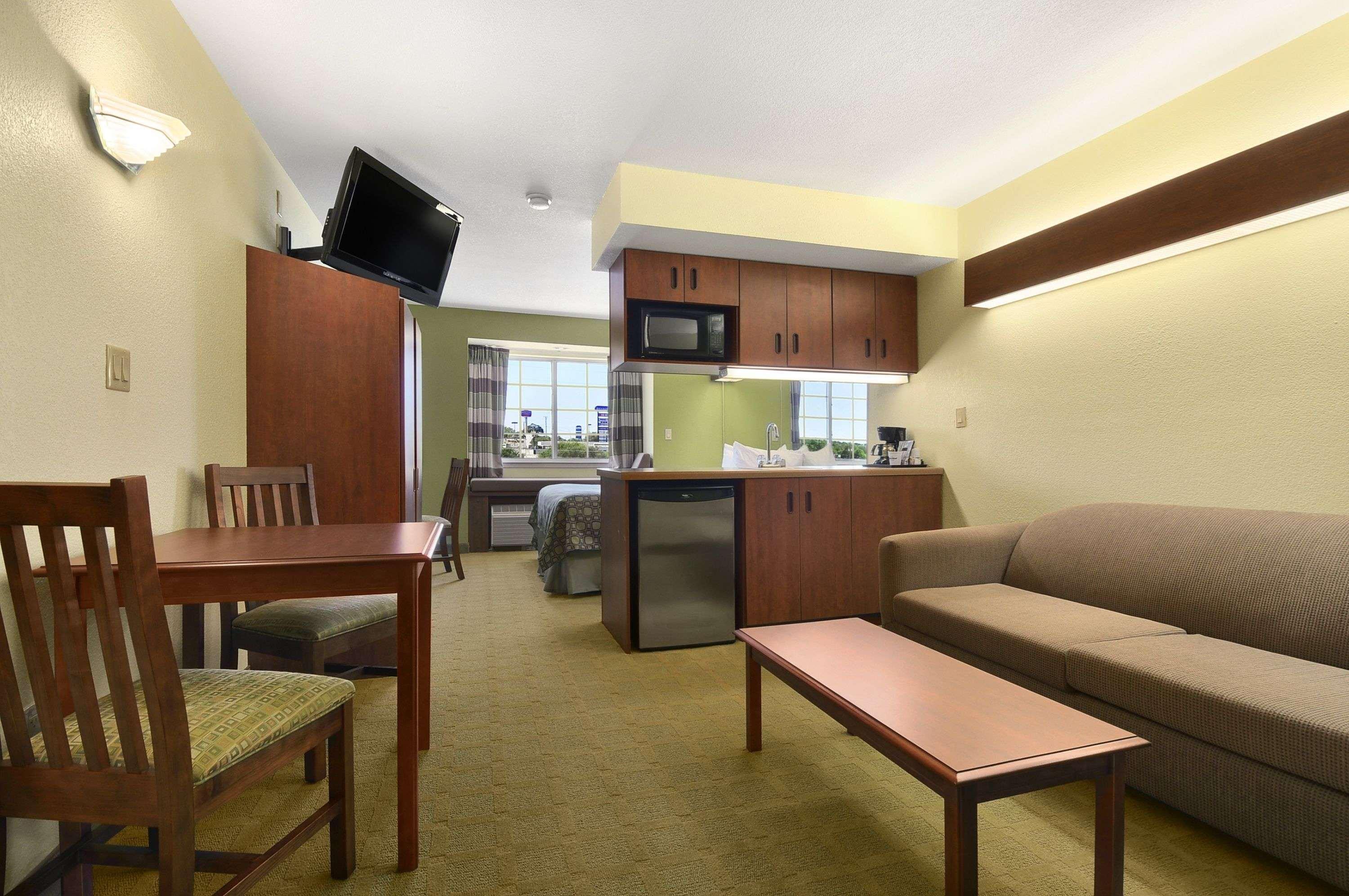 Super 8 By Wyndham San Antonio Airport North Ξενοδοχείο Εξωτερικό φωτογραφία